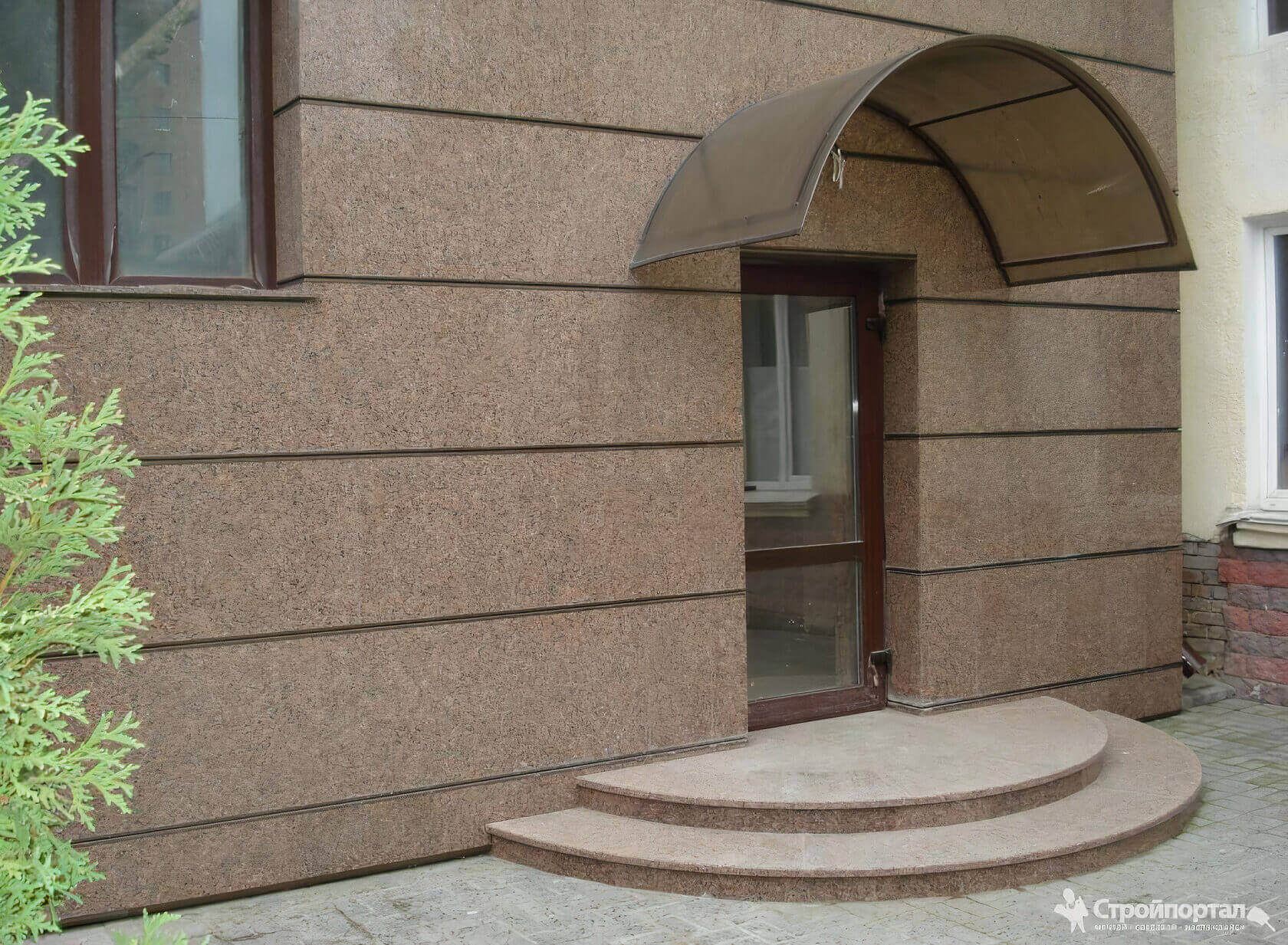 Изготавливаем до 17 000 м² продукции в месяц в Пскове